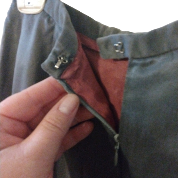 Barami 100%Rayon Gray Pencil Business Casual Versatility Skirt Size 4 - Picture 6 of 7